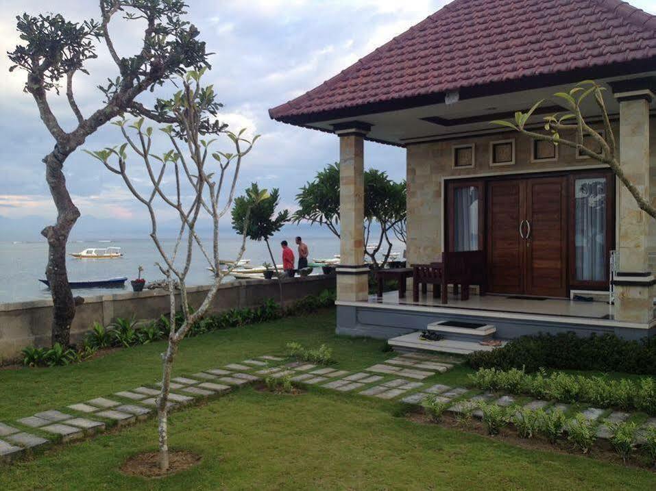 Yogi Beach Bungalow & The Blue Yogi Beach Restaurant Nusa Lembongan Exteriér fotografie